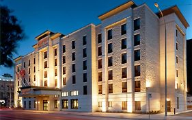 Humphry Inn And Suites